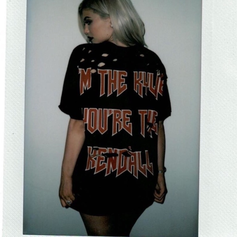 Kylie Jenner distressed tee